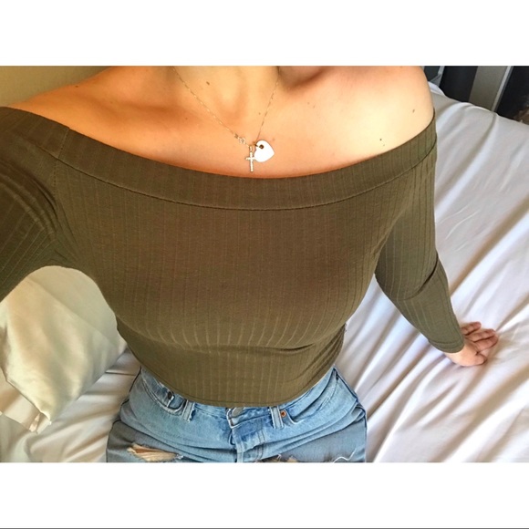 Tops - Olive off the shoulder top